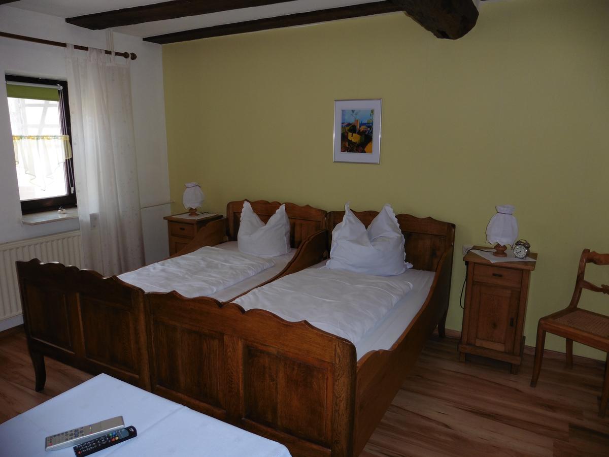 Gasthof Rockensüß Schwalmstadt Habitación foto
